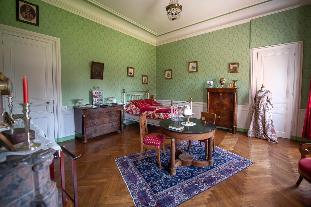 Chateau D Hugleville Buitenkant foto